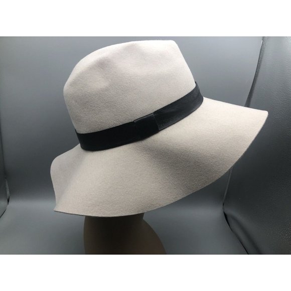 MSRP $133 Women’s Hat Attack Ava Felted 100% Wool Hat Beige Size O/S USA *READ main image 6